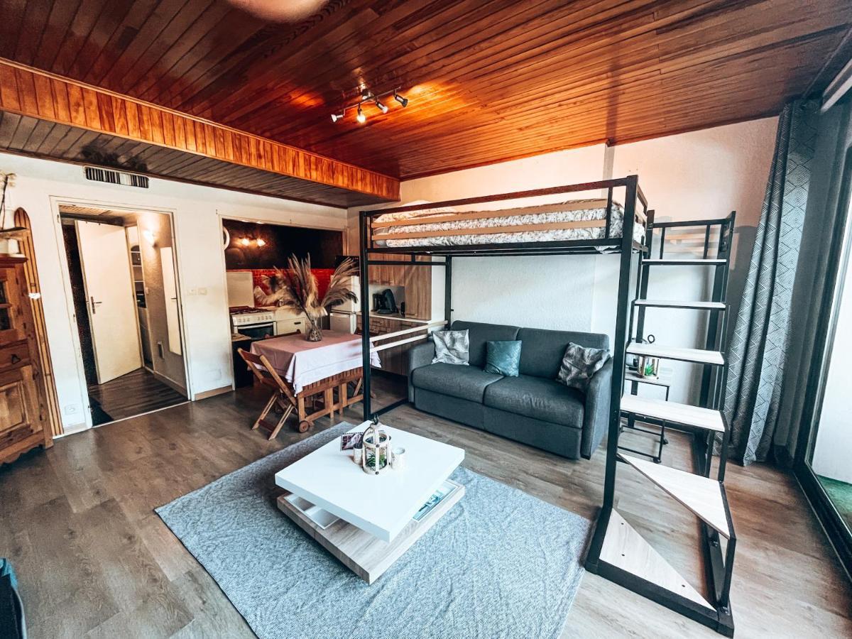 Grand Studio   Ô Soleil   4 pers. 200m des pistes. La Salle-les-Alpes Extérieur photo