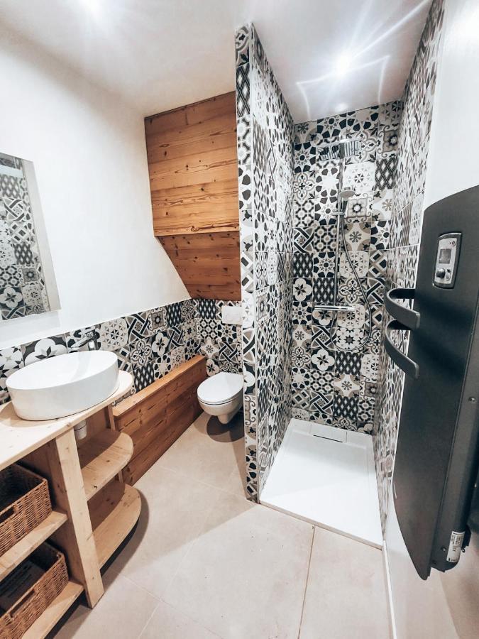 Grand Studio   Ô Soleil   4 pers. 200m des pistes. La Salle-les-Alpes Extérieur photo